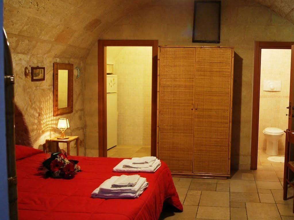 Borgo San Martino Hotel Bra Exterior photo