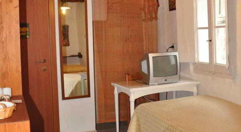 Borgo San Martino Hotel Bra Exterior photo